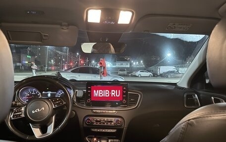 KIA cee'd III, 2022 год, 1 999 999 рублей, 10 фотография