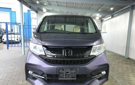 Honda Stepwgn IV, 2016 год, 1 999 000 рублей, 8 фотография