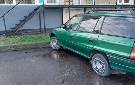 Opel Astra F, 1997 год, 180 000 рублей, 3 фотография