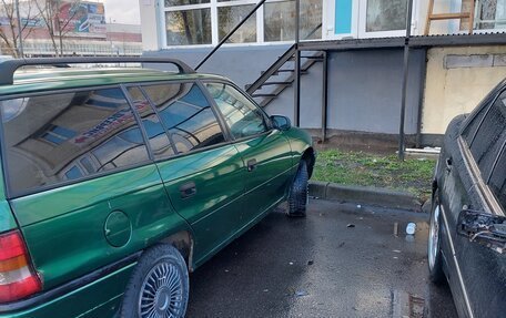 Opel Astra F, 1997 год, 180 000 рублей, 4 фотография