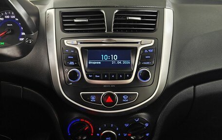 Hyundai Solaris II рестайлинг, 2016 год, 615 000 рублей, 13 фотография