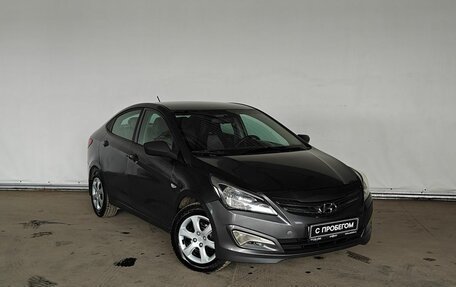 Hyundai Solaris II рестайлинг, 2016 год, 615 000 рублей, 3 фотография