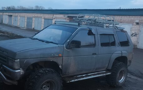 Nissan Terrano II рестайлинг, 1991 год, 400 000 рублей, 20 фотография