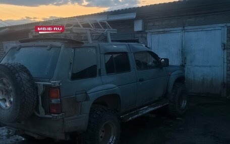 Nissan Terrano II рестайлинг, 1991 год, 400 000 рублей, 15 фотография