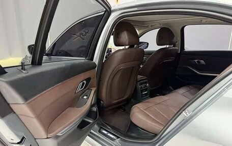 BMW 3 серия, 2022 год, 3 700 000 рублей, 10 фотография