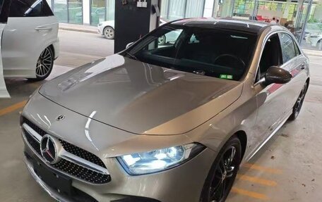 Mercedes-Benz A-Класс, 2022 год, 2 150 000 рублей, 6 фотография