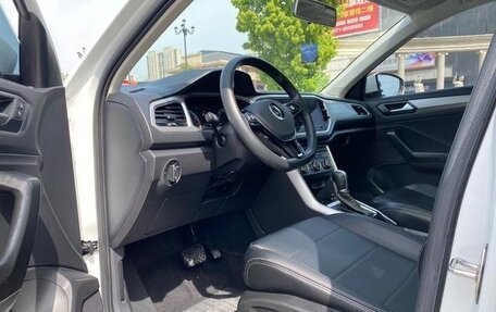 Volkswagen T-Roc I, 2022 год, 1 395 067 рублей, 10 фотография