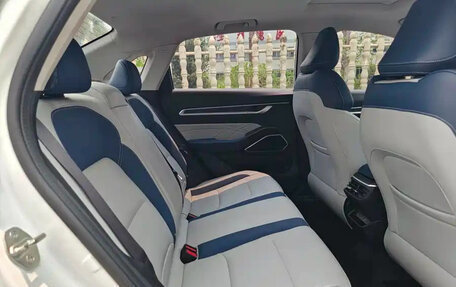 Geely Emgrand, 2022 год, 875 400 рублей, 10 фотография