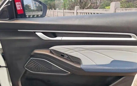 Geely Emgrand, 2022 год, 875 400 рублей, 9 фотография