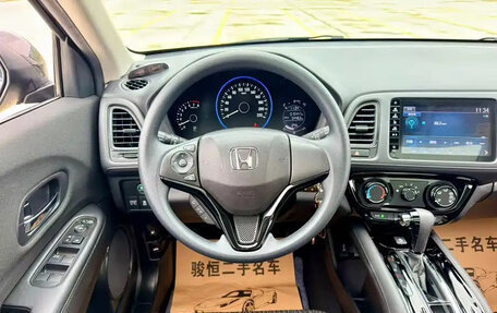 Honda Vezel, 2021 год, 1 195 320 рублей, 10 фотография