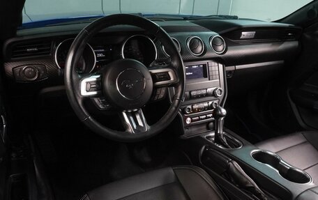 Ford Mustang VI рестайлинг, 2018 год, 2 799 000 рублей, 6 фотография