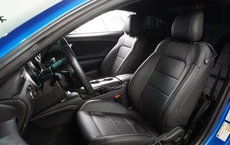 Ford Mustang VI рестайлинг, 2018 год, 2 799 000 рублей, 10 фотография