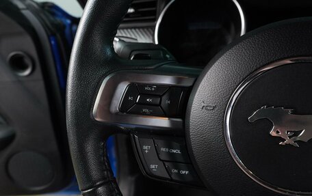 Ford Mustang VI рестайлинг, 2018 год, 2 799 000 рублей, 16 фотография