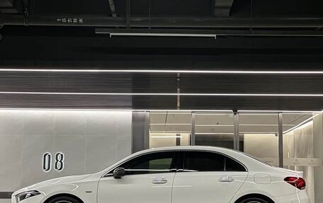 Mercedes-Benz A-Класс, 2023 год, 1 649 003 рублей, 3 фотография