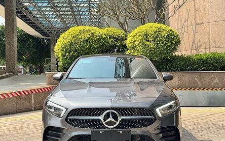 Mercedes-Benz A-Класс, 2023 год, 1 649 003 рублей, 2 фотография