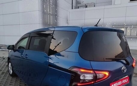 Toyota Sienta II, 2017 год, 1 170 000 рублей, 2 фотография