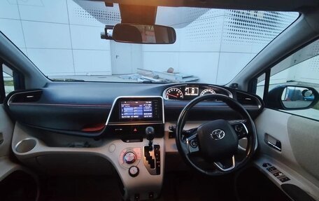 Toyota Sienta II, 2017 год, 1 170 000 рублей, 12 фотография