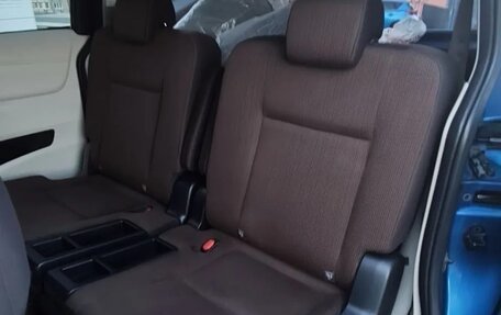 Toyota Sienta II, 2017 год, 1 170 000 рублей, 13 фотография