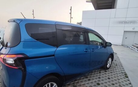 Toyota Sienta II, 2017 год, 1 170 000 рублей, 15 фотография