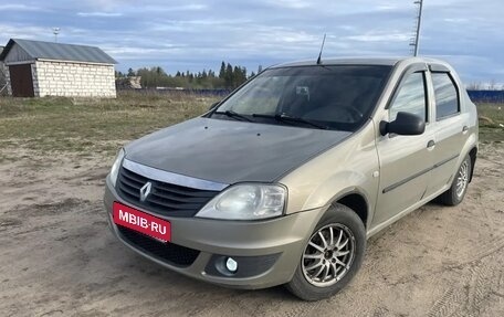 Renault Logan I, 2010 год, 400 000 рублей, 1 фотография