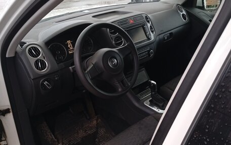 Volkswagen Tiguan I, 2011 год, 930 000 рублей, 6 фотография