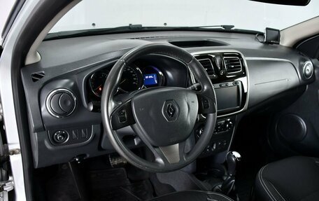 Renault Sandero II рестайлинг, 2015 год, 967 000 рублей, 11 фотография