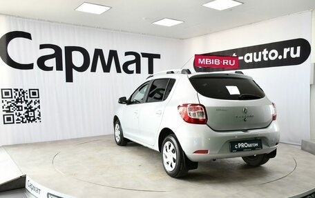 Renault Sandero II рестайлинг, 2015 год, 967 000 рублей, 5 фотография