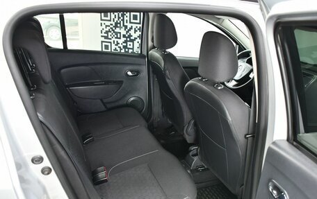 Renault Sandero II рестайлинг, 2015 год, 967 000 рублей, 17 фотография
