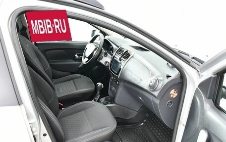 Renault Sandero II рестайлинг, 2015 год, 967 000 рублей, 18 фотография
