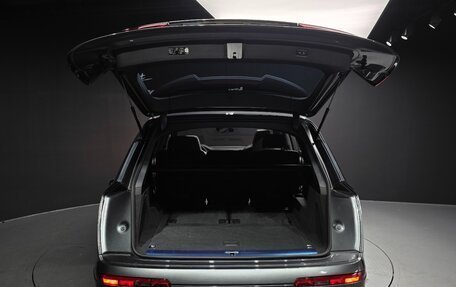 Audi Q7, 2025 год, 12 300 000 рублей, 17 фотография