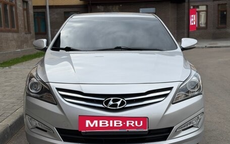Hyundai Solaris II рестайлинг, 2016 год, 1 300 000 рублей, 4 фотография