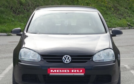 Volkswagen Golf V, 2004 год, 650 000 рублей, 8 фотография