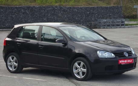 Volkswagen Golf V, 2004 год, 650 000 рублей, 7 фотография