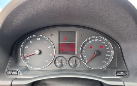 Volkswagen Golf V, 2004 год, 650 000 рублей, 23 фотография