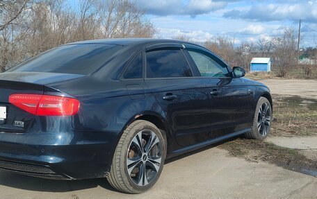 Audi A4, 2014 год, 1 600 000 рублей, 2 фотография