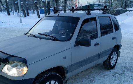 Chevrolet Niva I рестайлинг, 2004 год, 270 000 рублей, 4 фотография