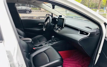 Toyota Corolla, 2021 год, 1 295 000 рублей, 15 фотография