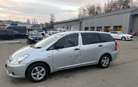 Toyota Wish II, 2004 год, 380 000 рублей, 2 фотография