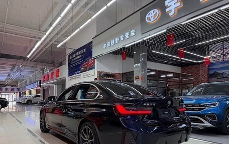 BMW 3 серия, 2022 год, 2 720 000 рублей, 6 фотография