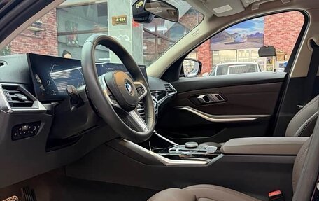 BMW 3 серия, 2022 год, 2 720 000 рублей, 11 фотография