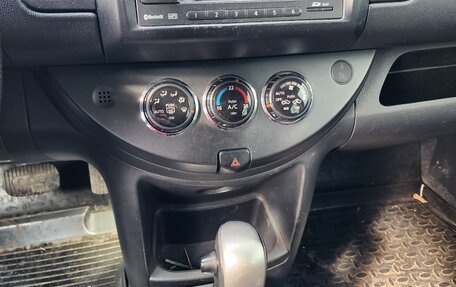 Nissan Note II рестайлинг, 2009 год, 595 000 рублей, 5 фотография