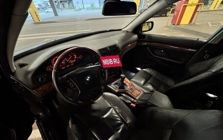 BMW 5 серия, 2001 год, 850 000 рублей, 11 фотография