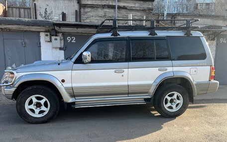 Mitsubishi Pajero III рестайлинг, 1996 год, 670 000 рублей, 18 фотография