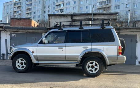 Mitsubishi Pajero III рестайлинг, 1996 год, 670 000 рублей, 17 фотография