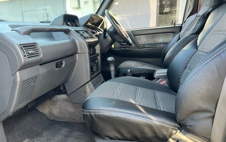 Mitsubishi Pajero III рестайлинг, 1996 год, 670 000 рублей, 31 фотография