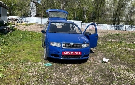 Skoda Fabia I, 2004 год, 260 000 рублей, 2 фотография