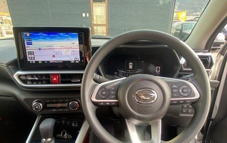 Daihatsu Rocky, 2021 год, 860 000 рублей, 9 фотография