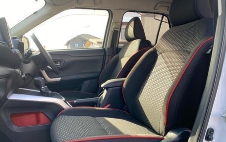Daihatsu Rocky, 2021 год, 860 000 рублей, 17 фотография