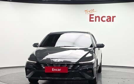 Hyundai Avante, 2023 год, 1 950 000 рублей, 2 фотография