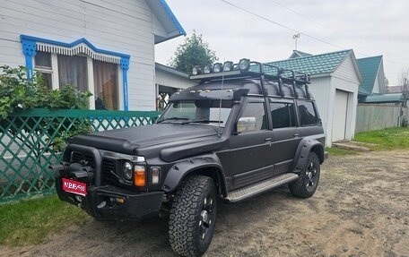 Nissan Safari IV, 1993 год, 1 200 000 рублей, 1 фотография